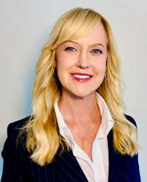 Photo of Dr Cynthia Lepak